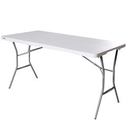 -MESA-PLEGABLE-LIGERA-DE-152-CM