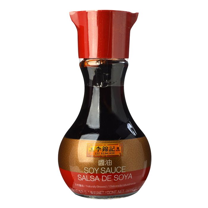 Salsa-de-Soja-LEE-KUM-KEE-150-ml
