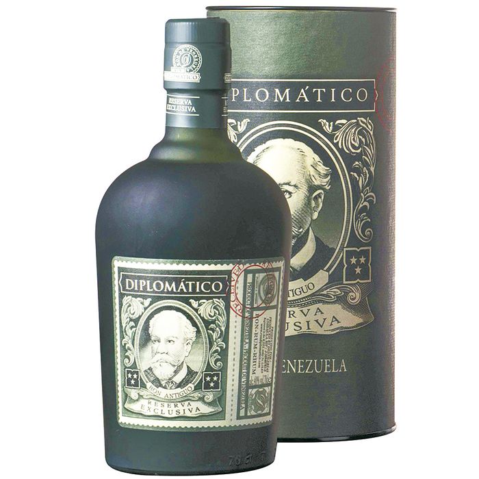 Ron-Diplomatico-reserva-12-años-dorado-700-cc Ron-Diplomatico-reserva-12-años-dorado-700-cc