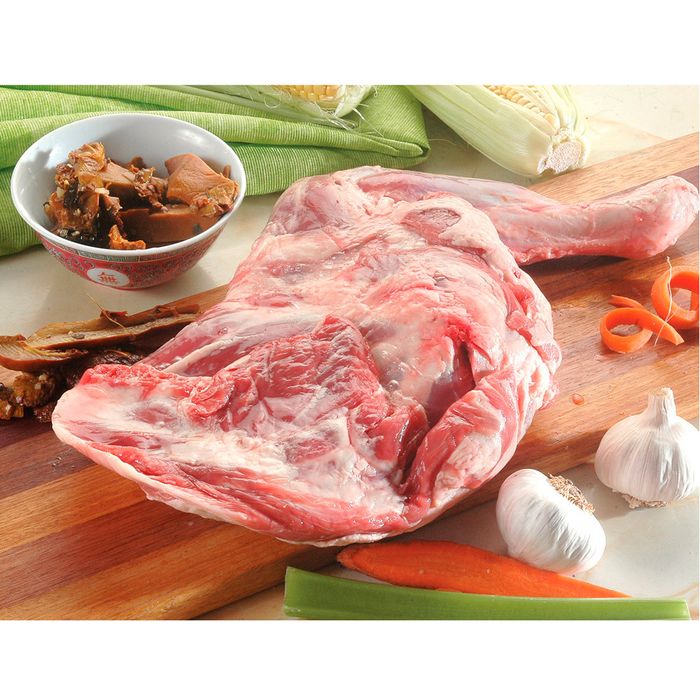 Paleta-con-hueso-cordero-Las-Piedras