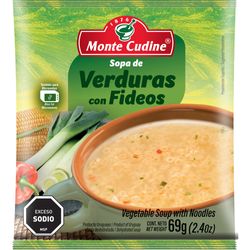 Sopa-casera-verduras-con-fideos-MONTE-CUDINE
