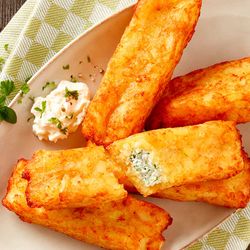 Bastones-de-papa-con-queso-crema-y-hierbas-x-250g