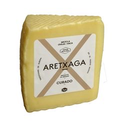 Queso-mezcla-curado-cuña-ARETXAGA-x-100g