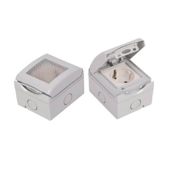 Caja-ip54-con-toma-schucko-mig
