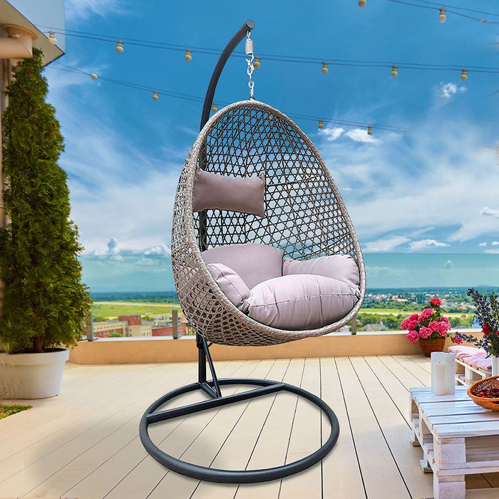 Hamaca-colgante-en-ratan-con-almohadon Hamaca-colgante-en-ratan-con-almohadon