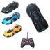 Auto-rc-16-cm-anda-en-pared