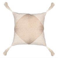 Almohadon-decoracion-45-x-45-cm-hw-1007-yute-con-borlas