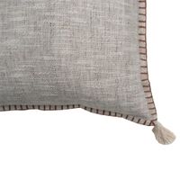 Almohadon-Decoracion-45x45-cm-9396-Liso-con-Borlas