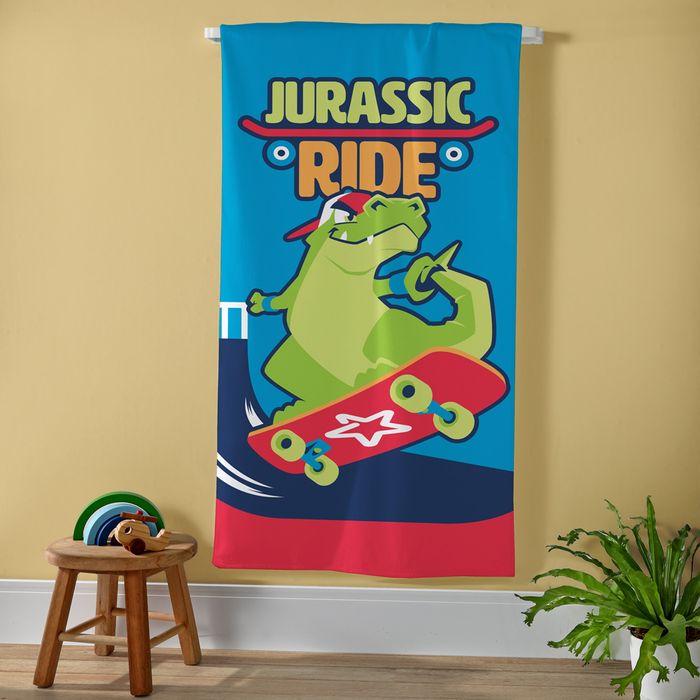 Toalla-Playera-76-x-152-cm-Dino-Skate Toalla-Playera-76-x-152-cm-Dino-Skate