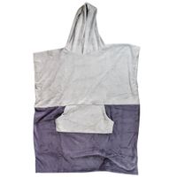 Poncho-Playero-Juvenil-90x75-cm-Combinado-Gris-Claro-Gris-Oscuro